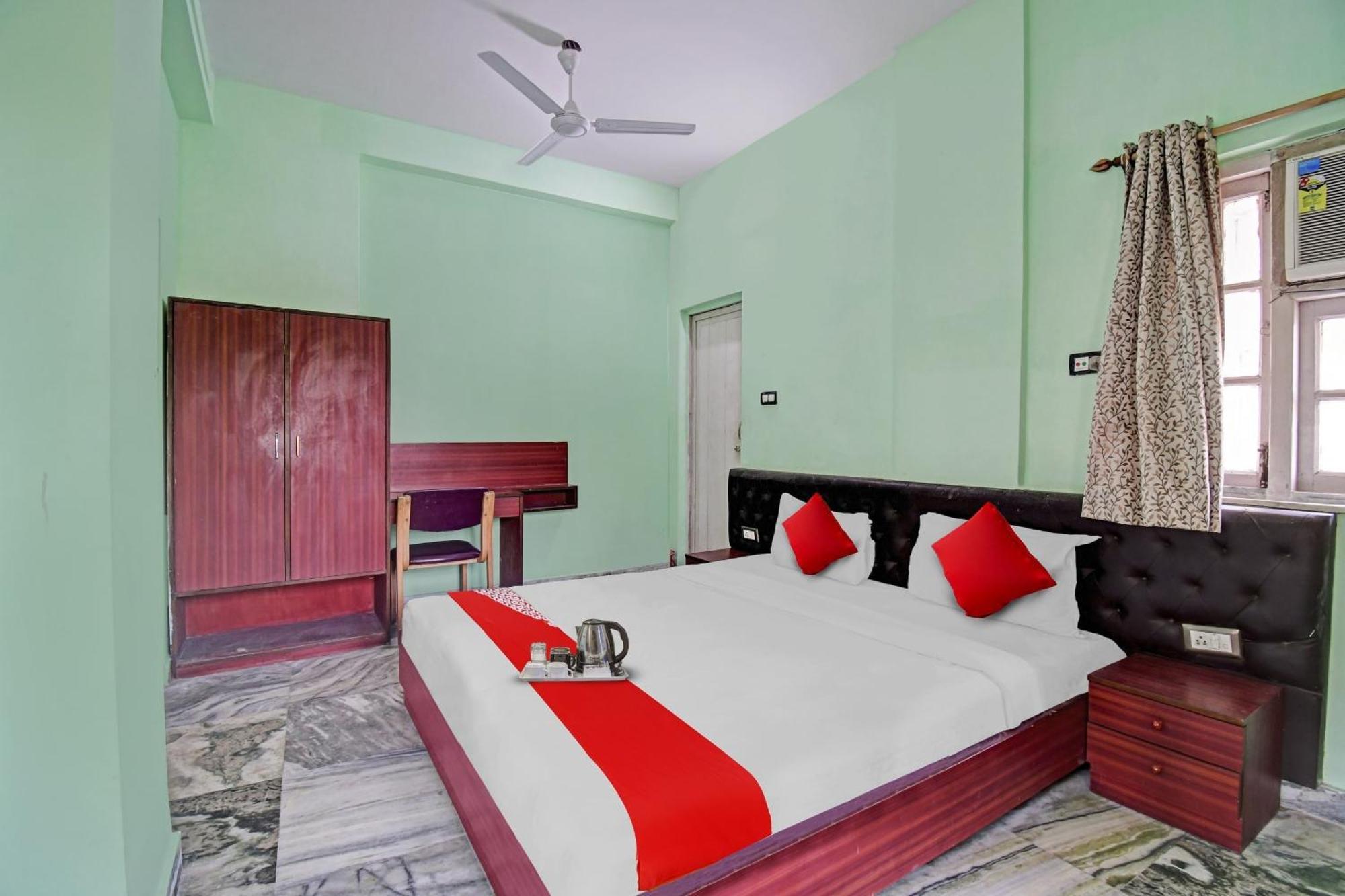 Hotel O R A Homestay Near Acropolis Mall كولكاتا المظهر الخارجي الصورة