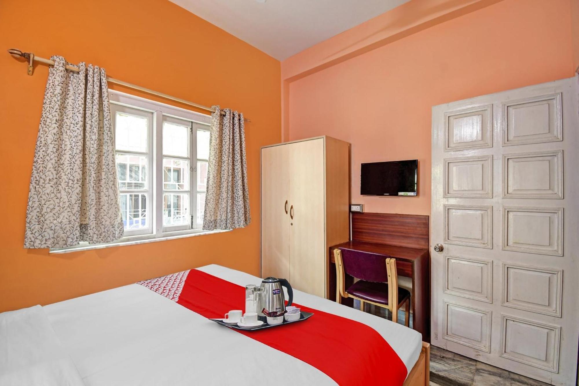 Hotel O R A Homestay Near Acropolis Mall كولكاتا المظهر الخارجي الصورة
